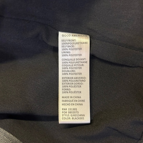 Good American Better Than Leather Sculpted Blazer, size 3 (large). - Picture 10 of 11